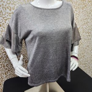 Ruffle sleeve blouse